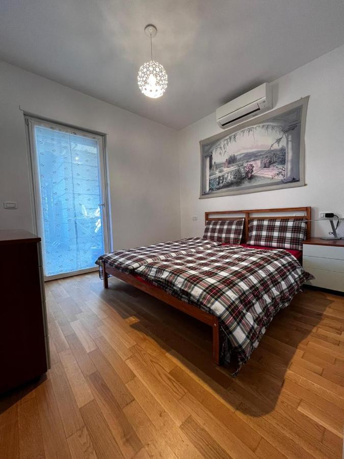 Garden & Pool Perugini Apartment Torbole Sul Garda Ngoại thất bức ảnh