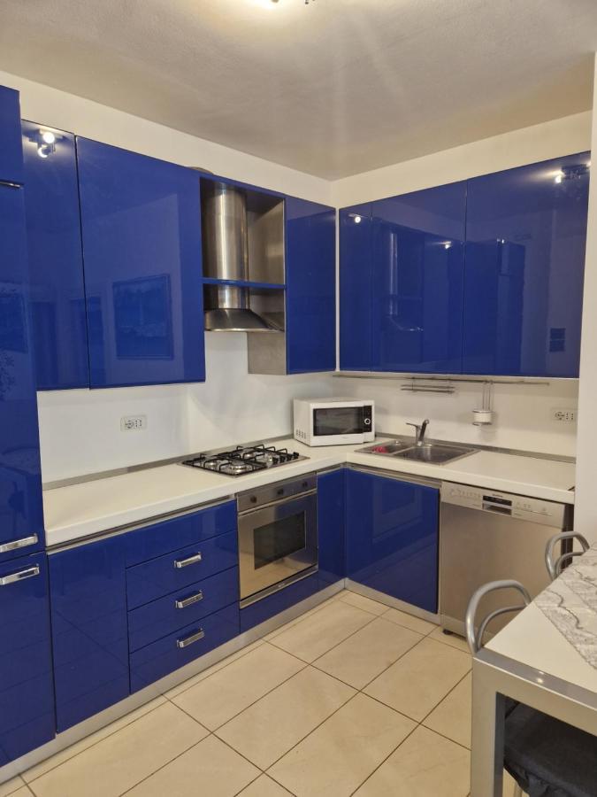 Garden & Pool Perugini Apartment Torbole Sul Garda Ngoại thất bức ảnh