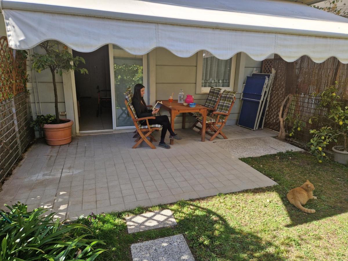 Garden & Pool Perugini Apartment Torbole Sul Garda Ngoại thất bức ảnh