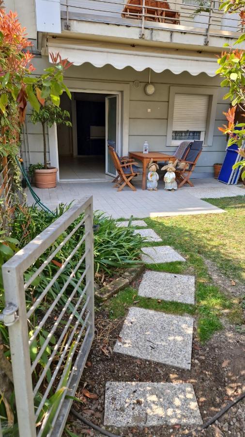 Garden & Pool Perugini Apartment Torbole Sul Garda Ngoại thất bức ảnh